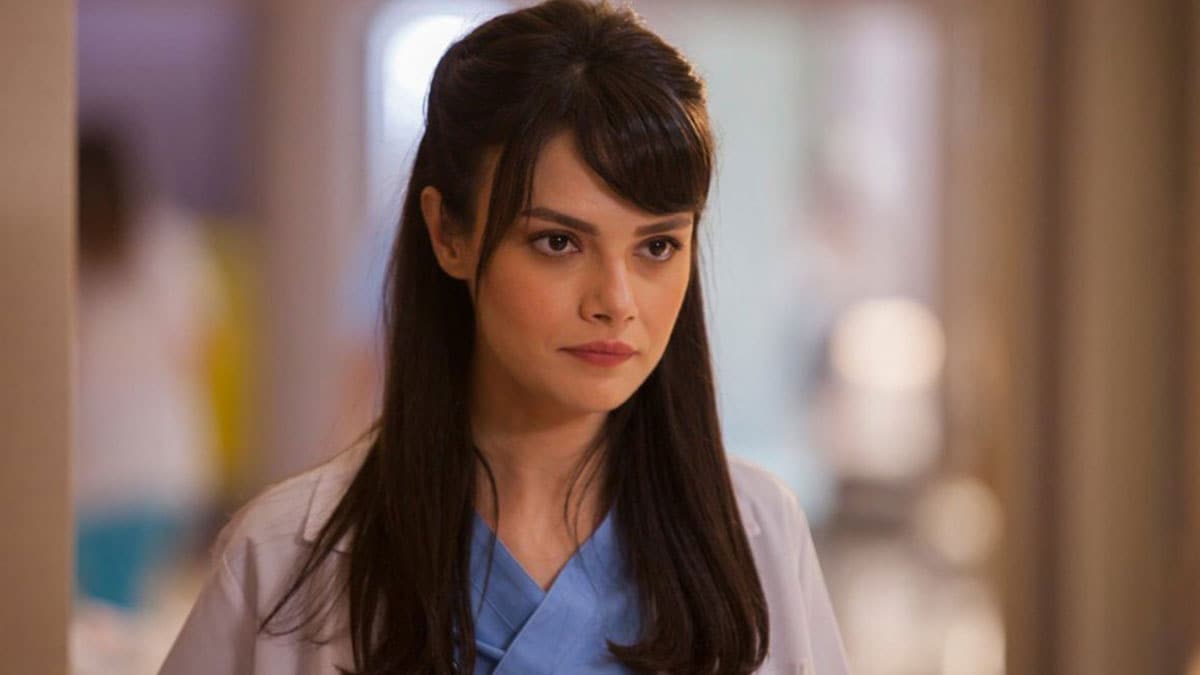 Mucize Doktor'un Nazl�'s� Sinem �nsal kim? Mucize Doktor Nazl� kimdir?