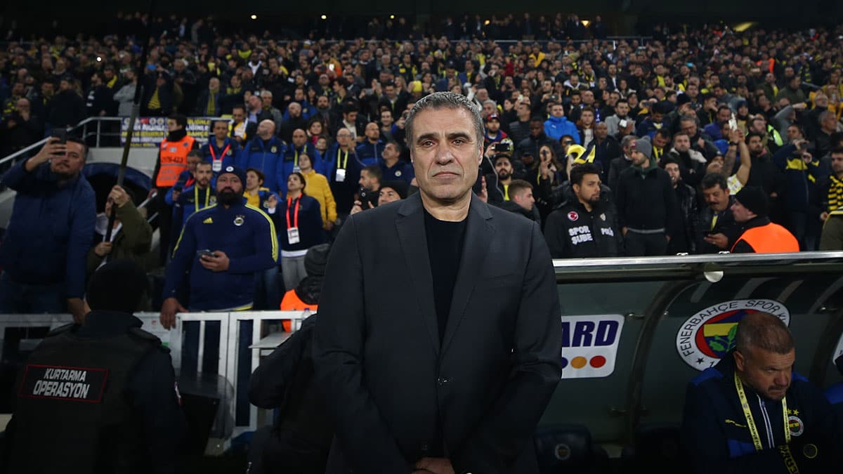 Ersun Yanal derbinin faturas�n� o 2 isme kesti