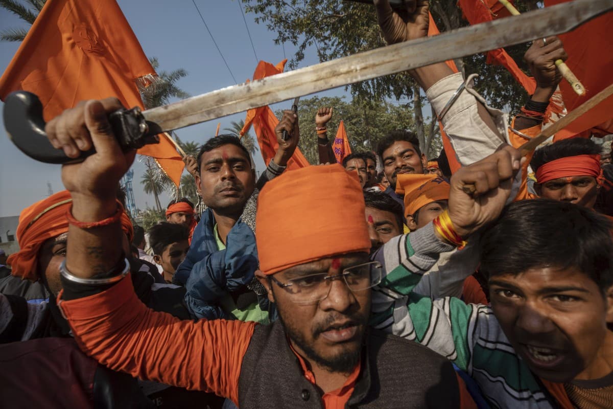 Hindistan'da radikal milliyet�i Hindu �eteler gazetecileri hedef al�yor