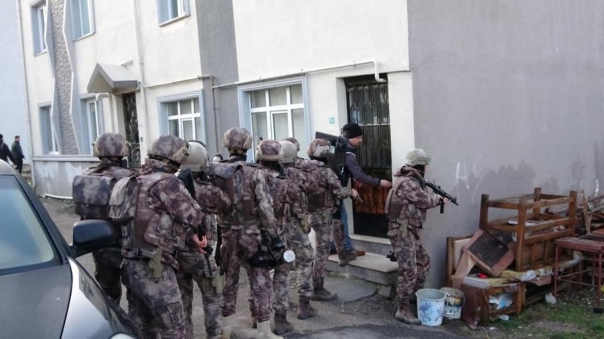 ek senet etesi kertildi: 10 gzalt