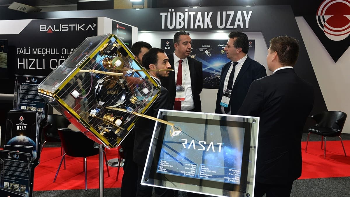 Dnyann Uydu ve Uzay Devleri Antalya'da