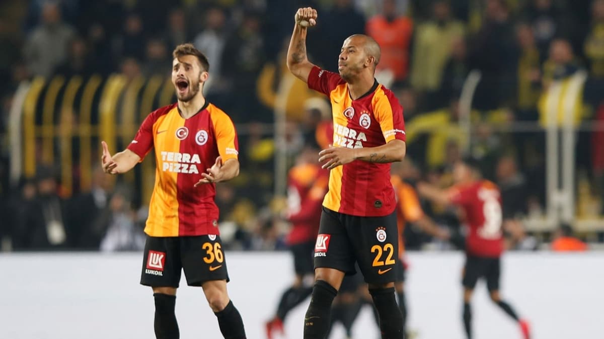 Galatasaray'da kllerinden dodu