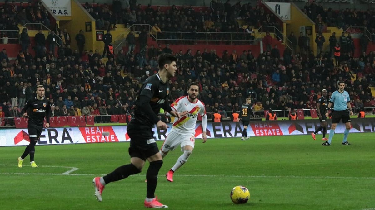 Kayserispor'dan kritik galibiyet