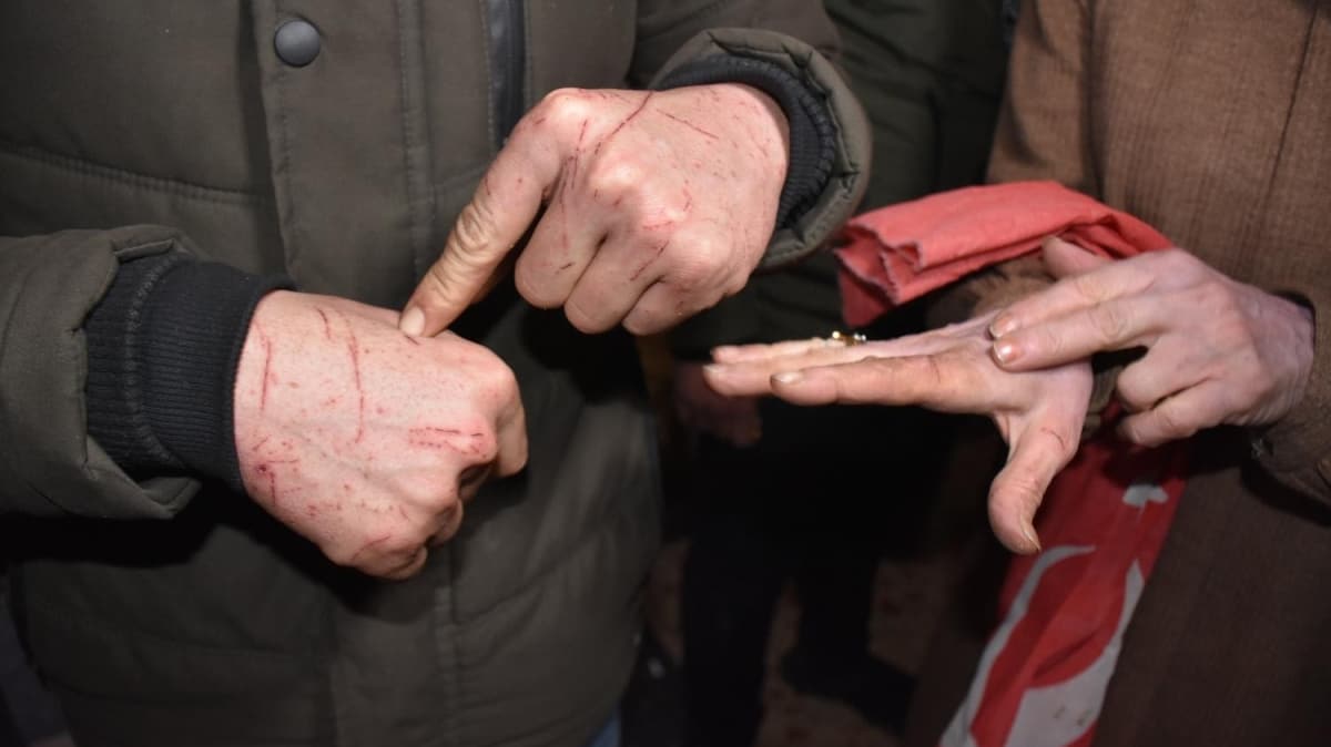 Yunan polisi gmenleri dvp, plak halde geri gnderdi 