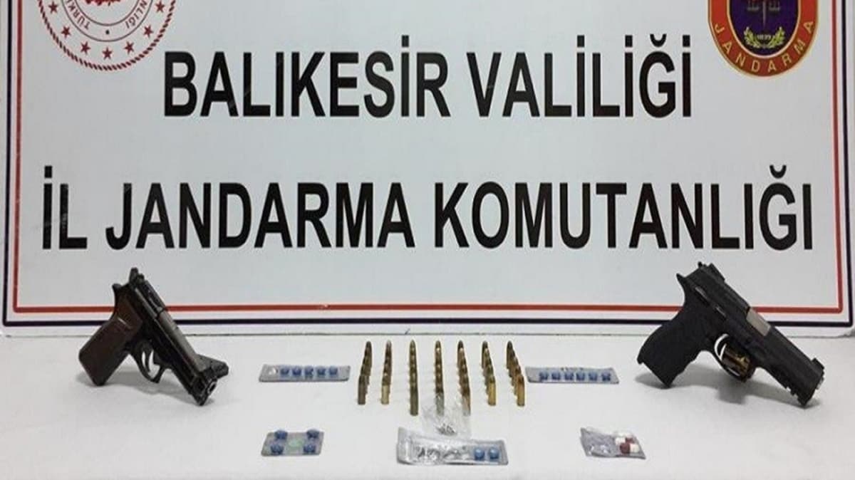 Huzur operasyonu: 4 kii gzaltna alnd  