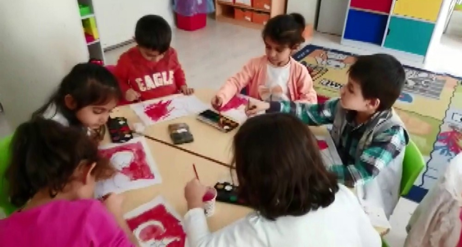 Minikler �ehitlerini and�!