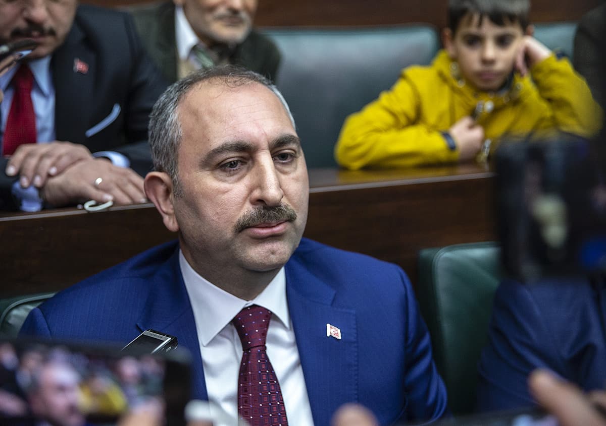 Bakan G�l: �zko� hakk�ndaki fezlekeyi derhal Meclis'e g�nderece�iz