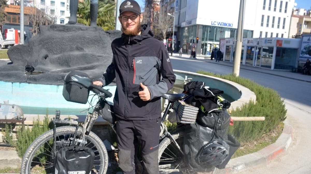 Bisikletle yollara dt, 57 lke gezdi 