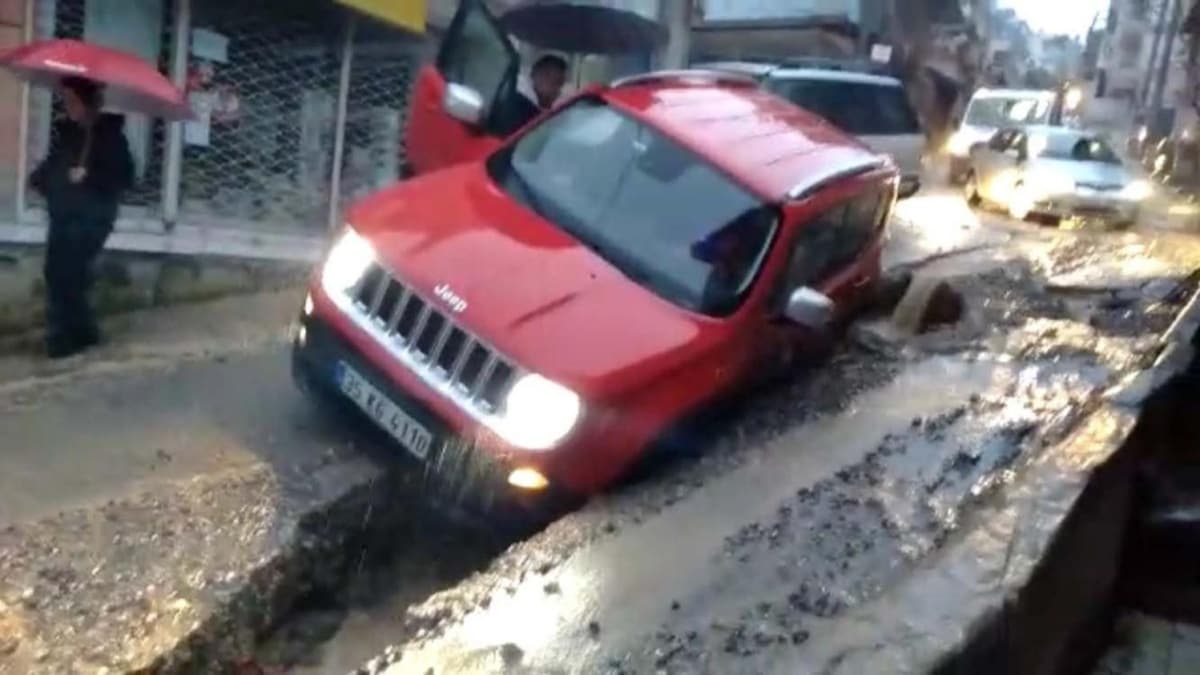 Yamurda asfalt kt; aralar ukura dt