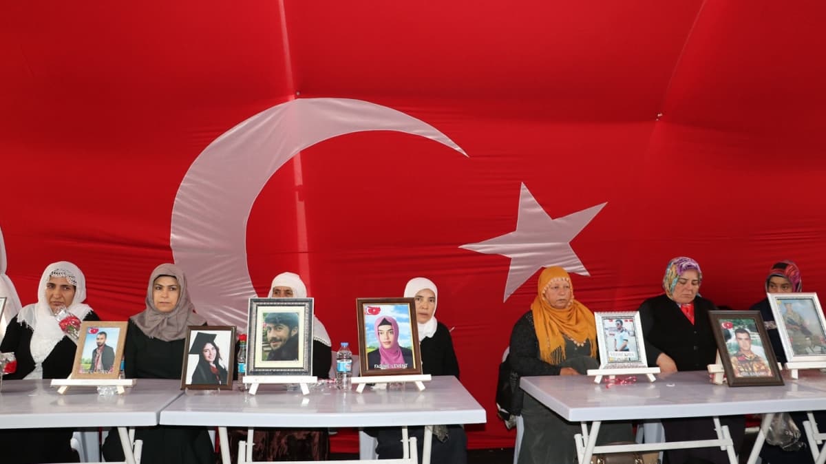 Annelerin evlat nbeti sryor