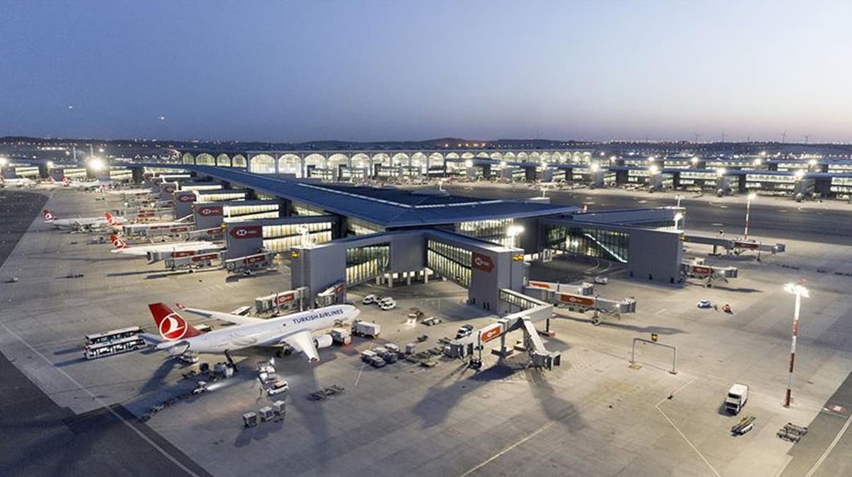 �stanbul Havaliman� 11 ayda 64 milyon yolcuya hizmet verdi