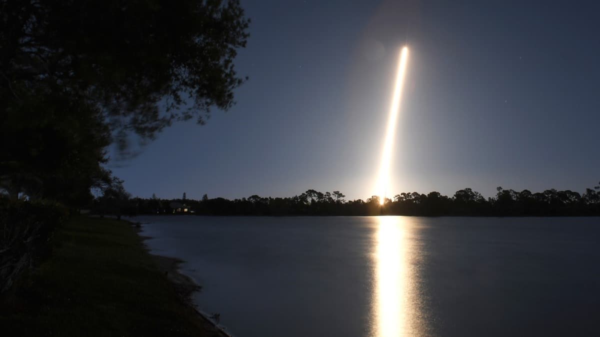 SpaceX, Dragon kargo mekiini Uluslararas Uzay stasyonu'na yollad