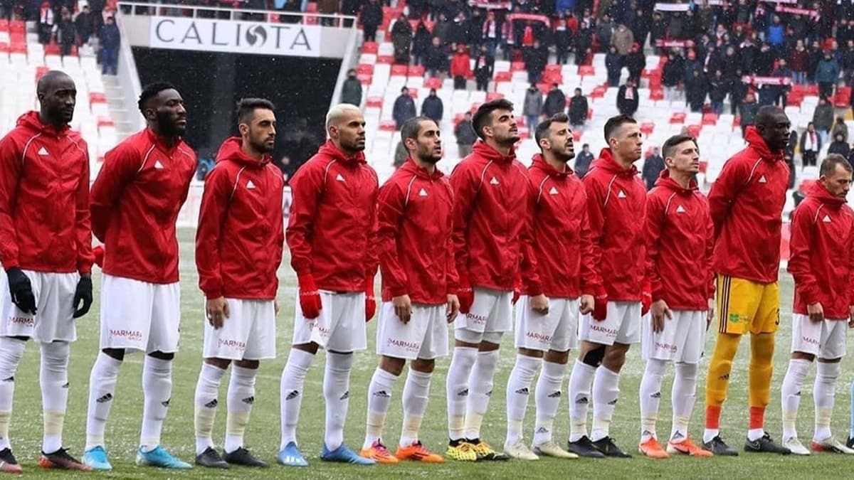Ynetimden Galatasaray galibiyetine rekor pirim