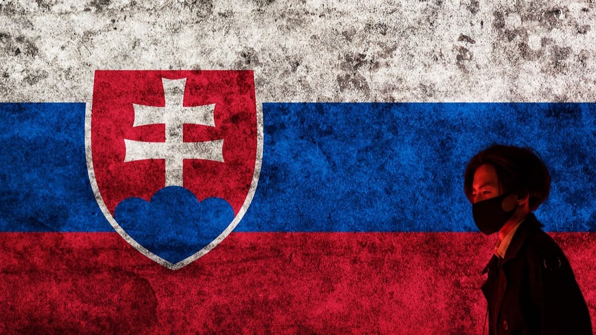 Slovakya'da Kovid-19 nedeniyle lke genelinde OHAL ilan edildi