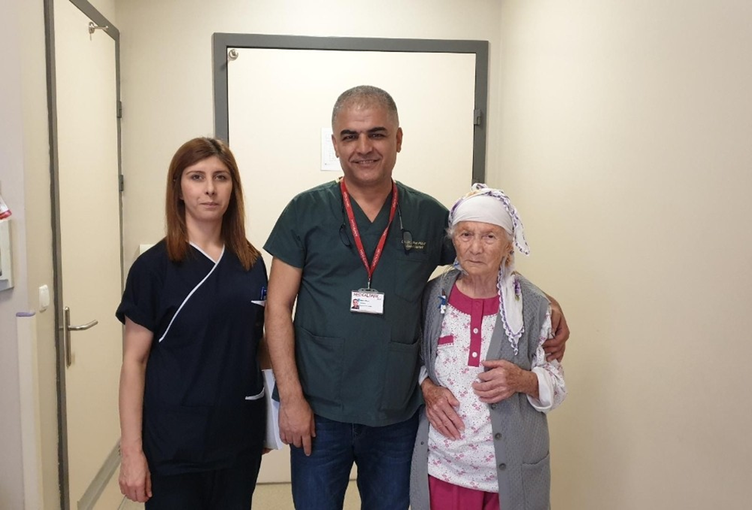 80'lik nineye yeni mide yolu