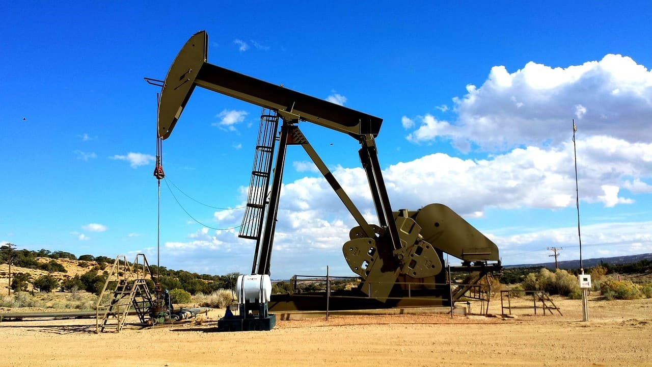Petrol fiyatlar�ndaki d�����n Irak'a faturas� 30 milyar dolar