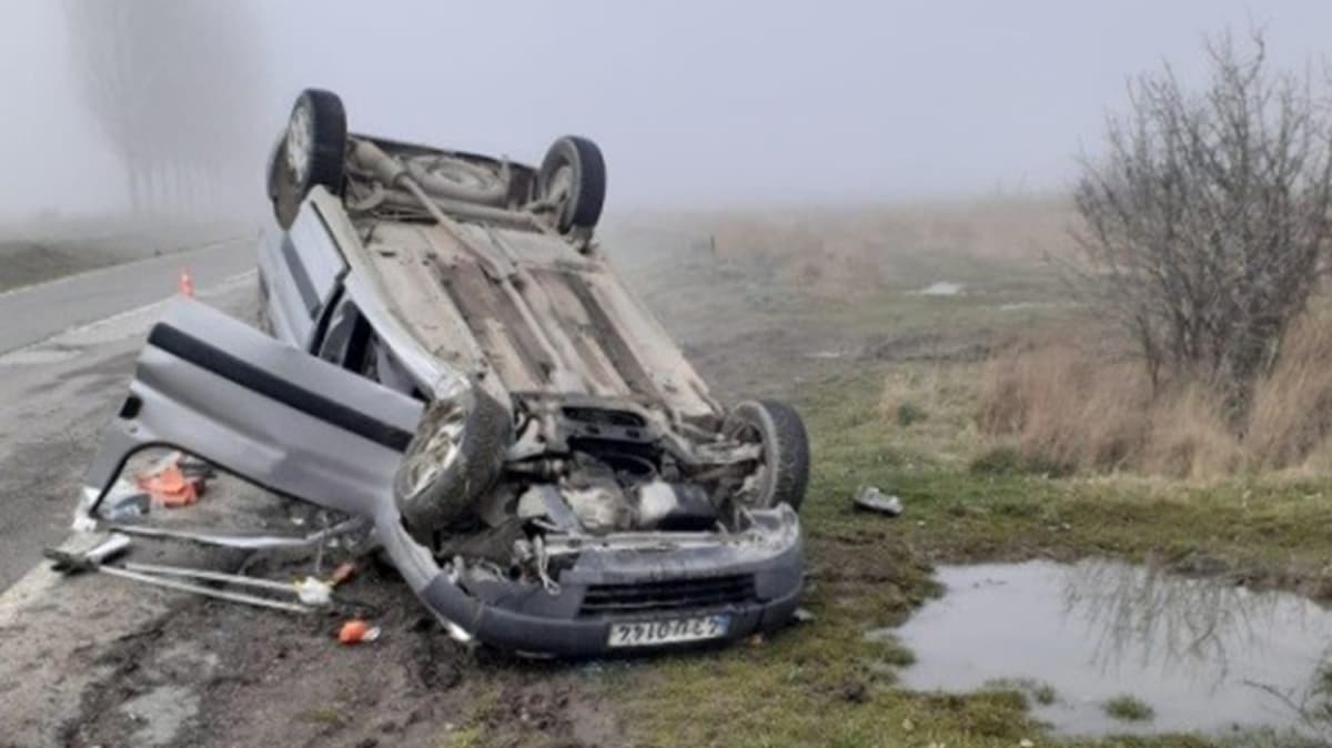 Tavanl'da trafik kazas: 2 yaral 