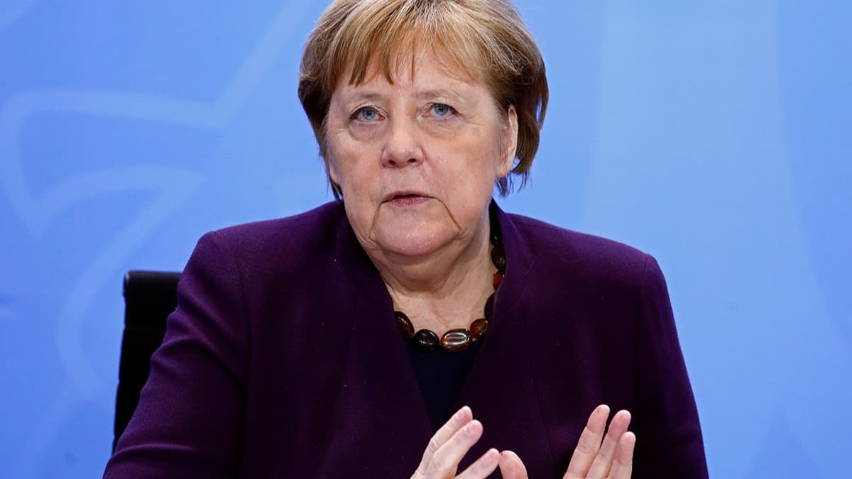 Merkel, liderlerle video konferans yoluyla grecek