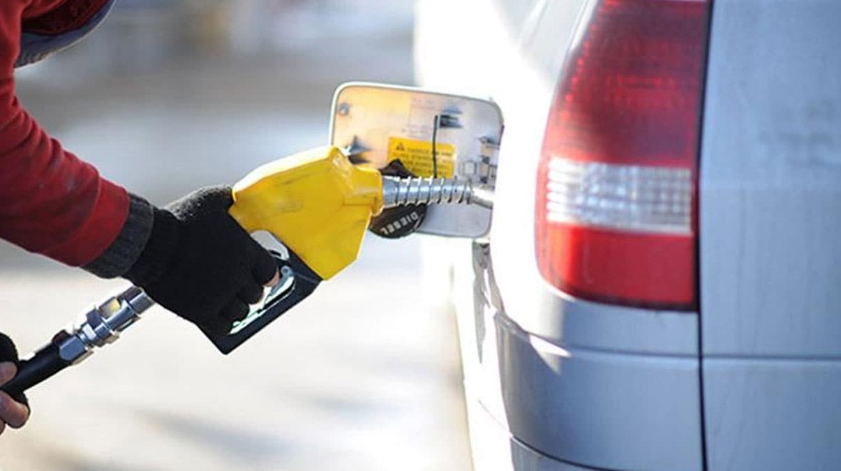 Rekabet Kurulu 4 akaryak�t �irketine para cezas� verdi