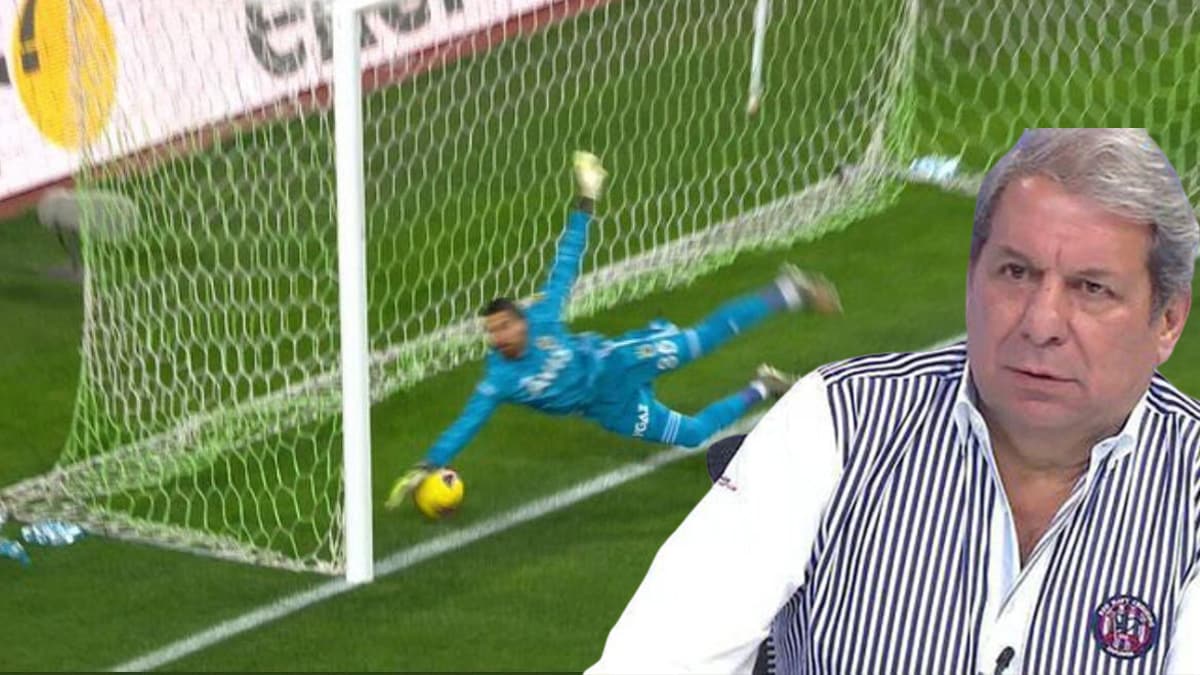 �ok tart���lan pozisyonu yorumlad�! Top �izgiyi ge�ti mi?