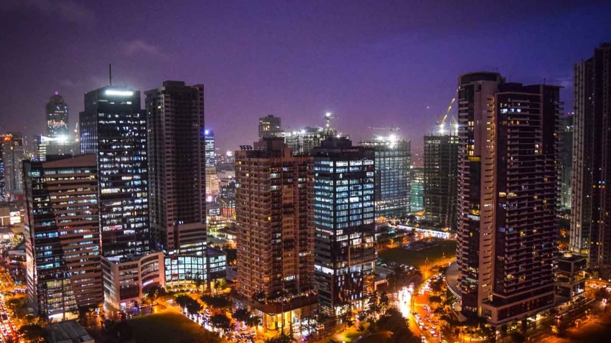 Filipinler'de 'gece sokaa kma' yasa 