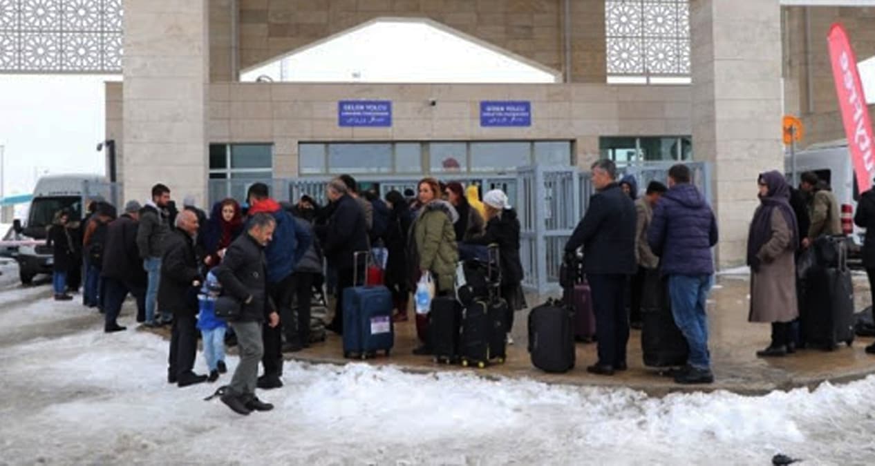 Koronavir�s nedeniyle o �lkelerden giri�ler durduruldu