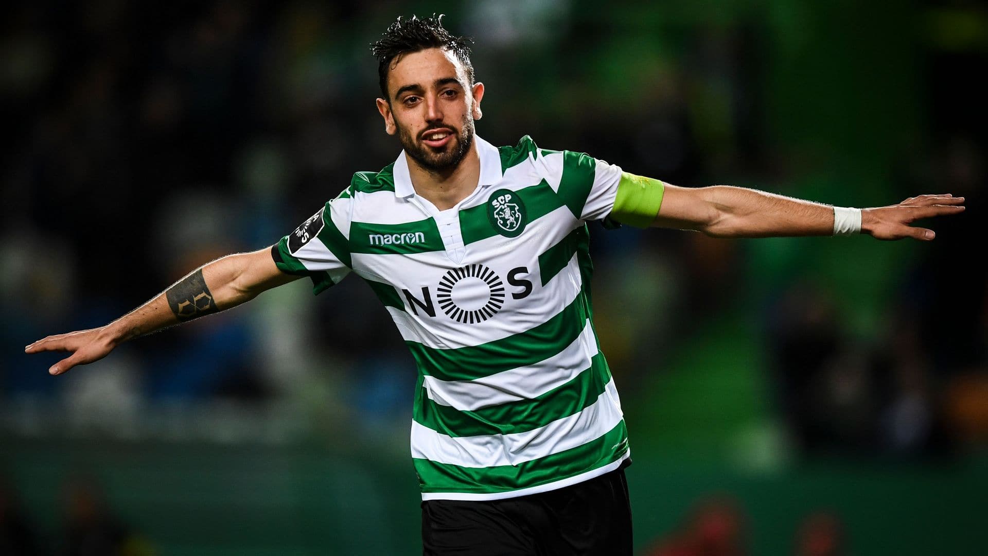 Oylamada bir�ok ismi geride b�rakt�! �ubat ay�n�n futbolcusu Bruno Fernandes