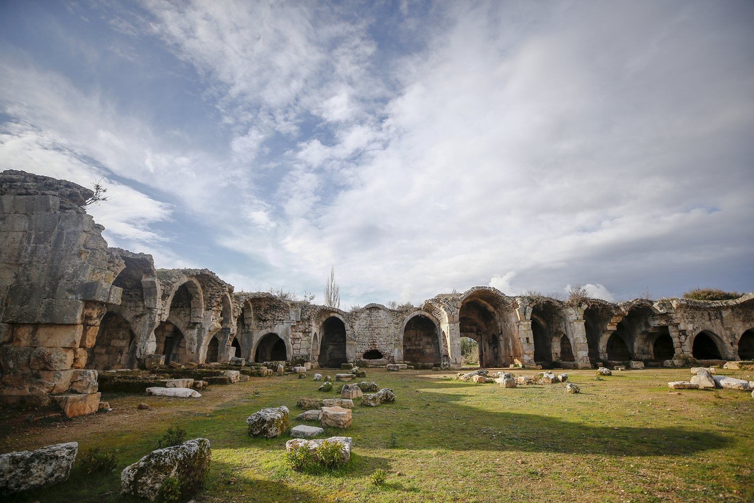 Yerli ve yabanc� turistlerin g�zdesi! G�zelli�iyle cezbediyor