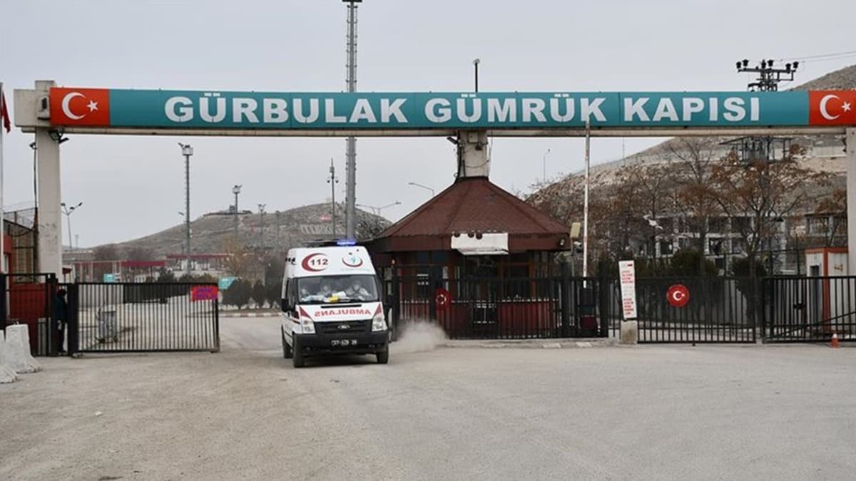 Ar'daki roketli saldrda yaralanan gmrk personeli ehit oldu