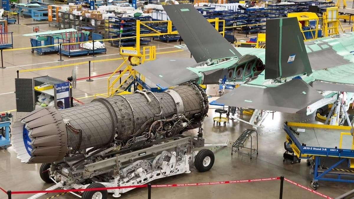 F-35 motoru iin 320 milyon dolarlk yeni szleme