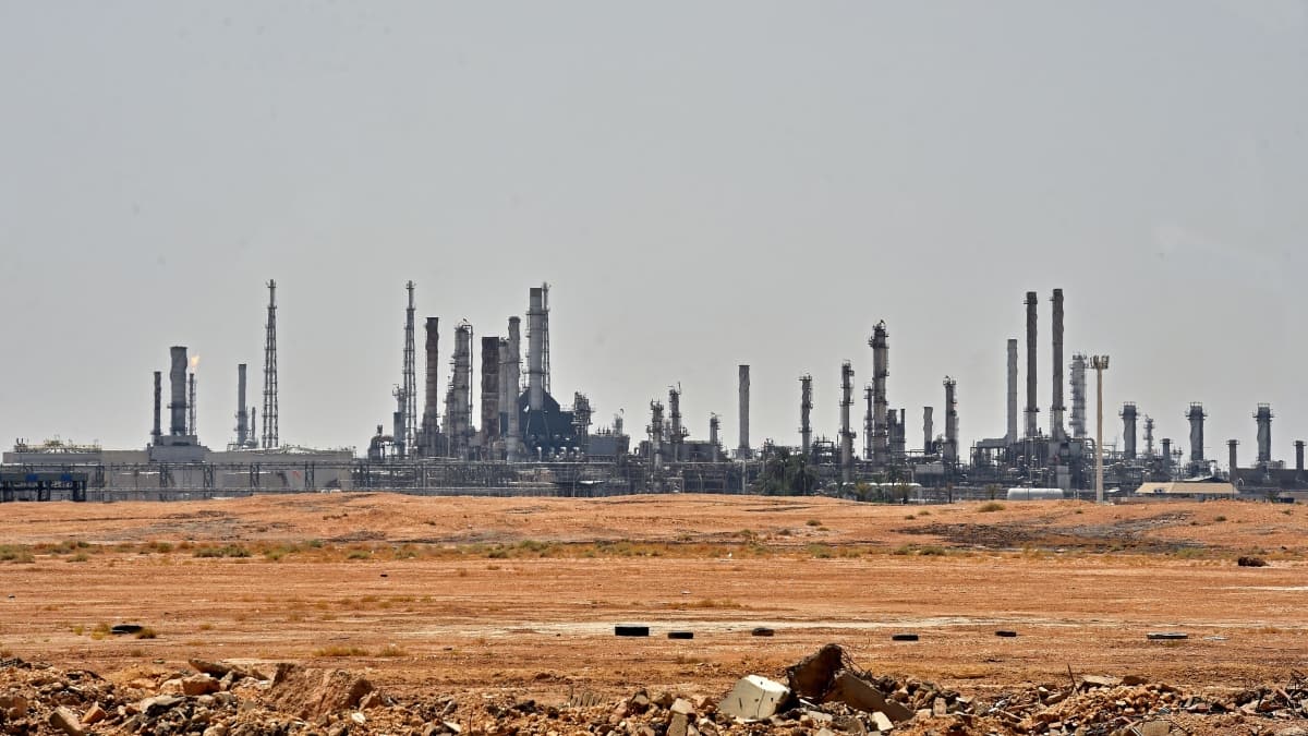Suudi Arabistan gnlk petrol ihracatn 10 milyon varilin zerine karmaya hazrlanyor