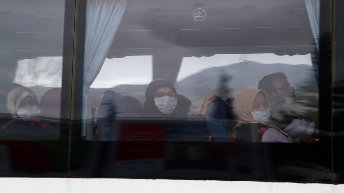Umreden habersiz dnen vatandalar Konya ve Ankara'ya ynlendirildi