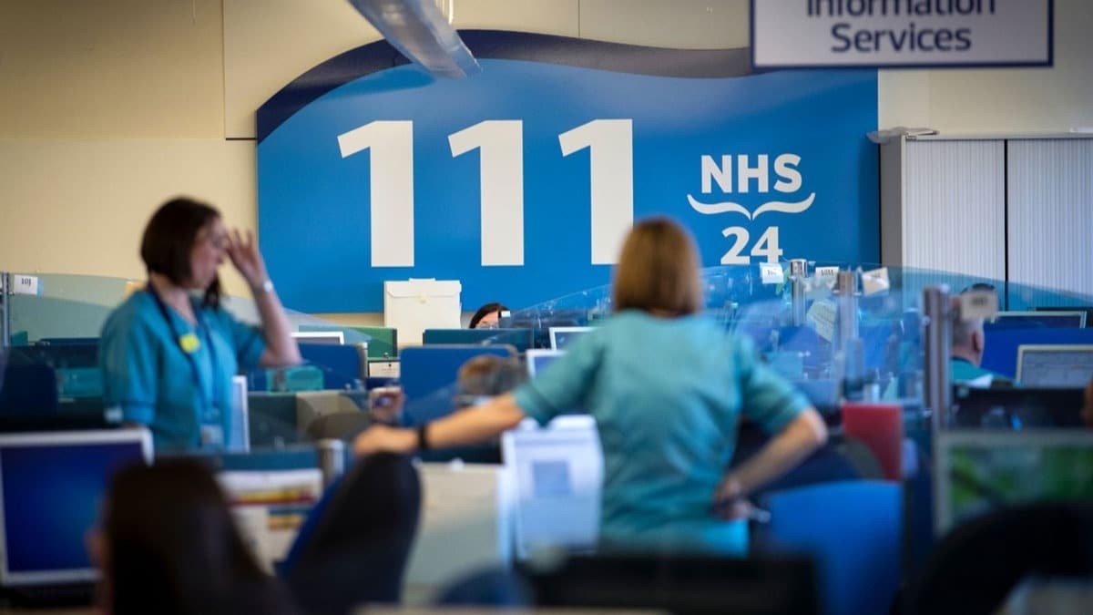 ngiltere'de Mslman ve Yahudiler, hkmetin Kovid-19 kurbanlarn yakma planndan endieli