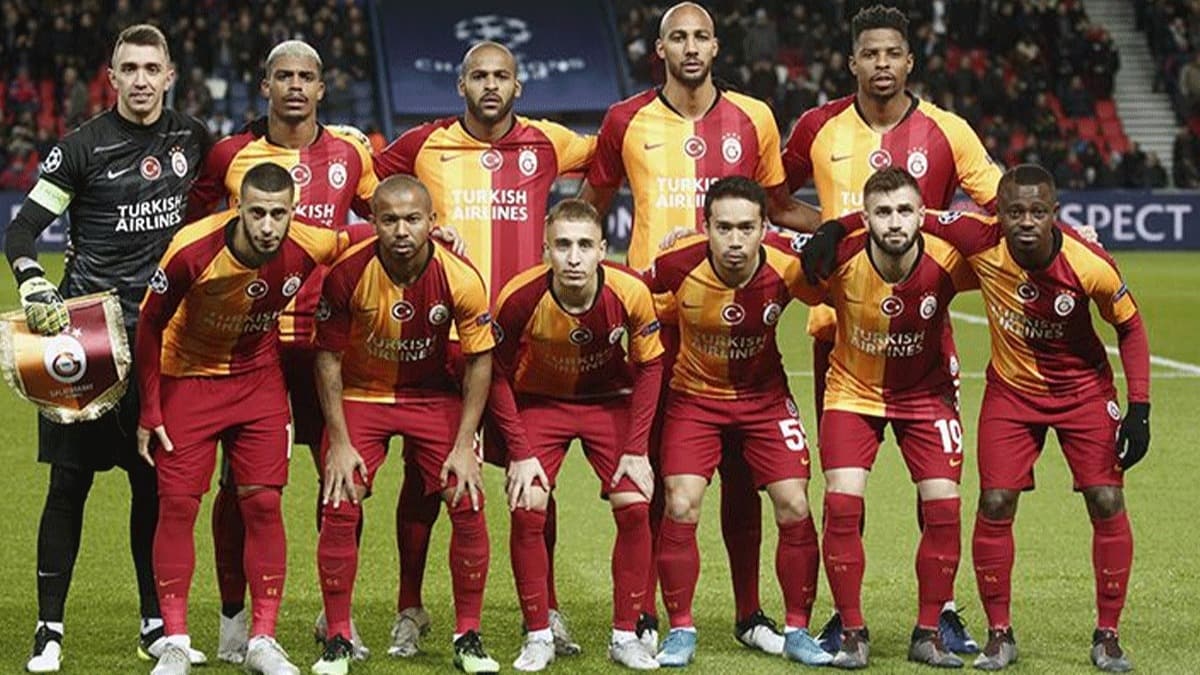 Galatasarayl futbolculardan Fatih Terim'e gemi olsun mesaj