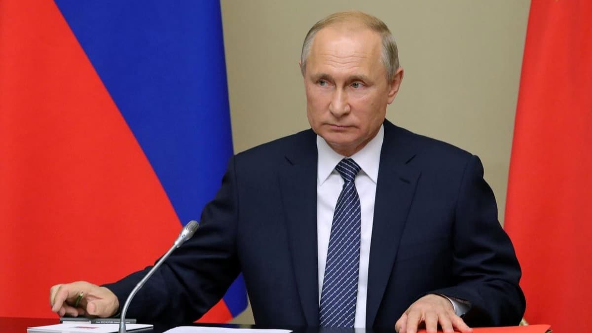 Putin'den dikkat eken koronavirs karar