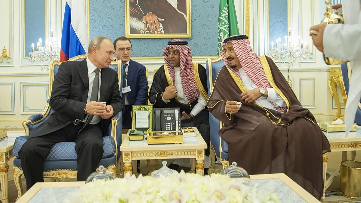 Gerilim had safhada! Putin'den kritik Suudi Arabistan karar