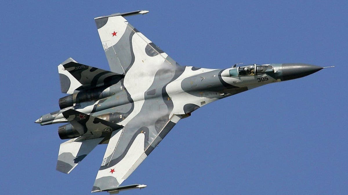Rusya'da sular durulmuyor! Su-27 sava ua Karadeniz'e dt