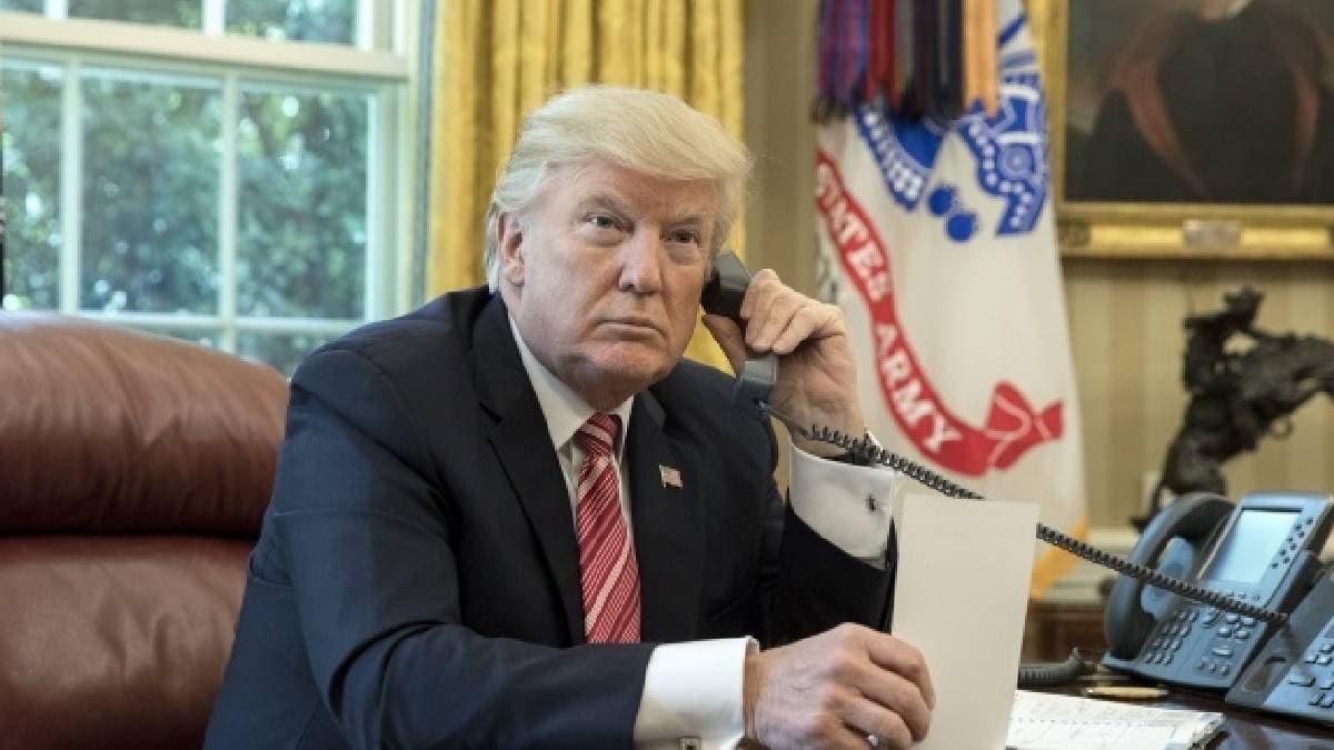 Trump, USNS Mercy y�zen hastane gemisini Kaliforniya'ya g�nderdi