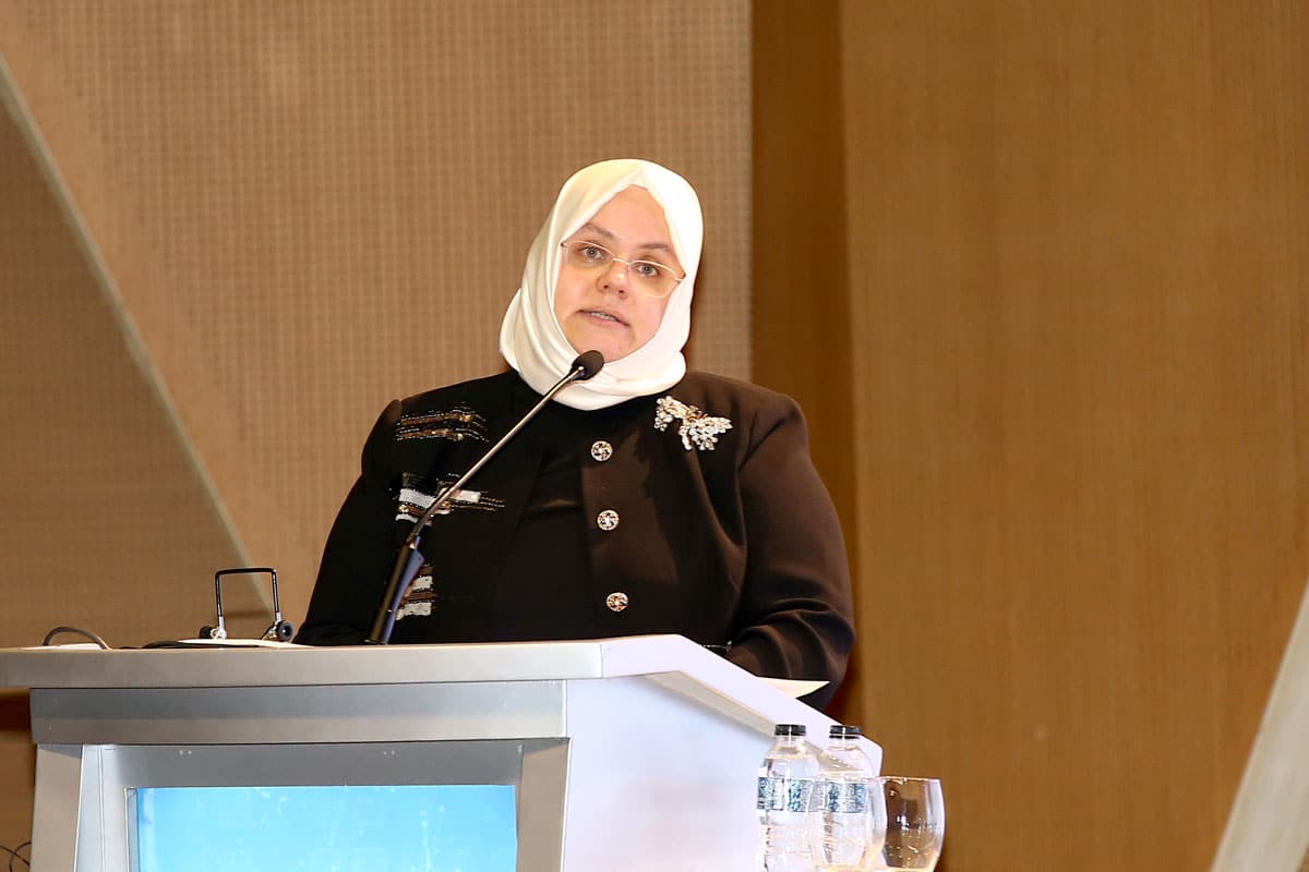 Ba�vurular bug�n ba�lad�