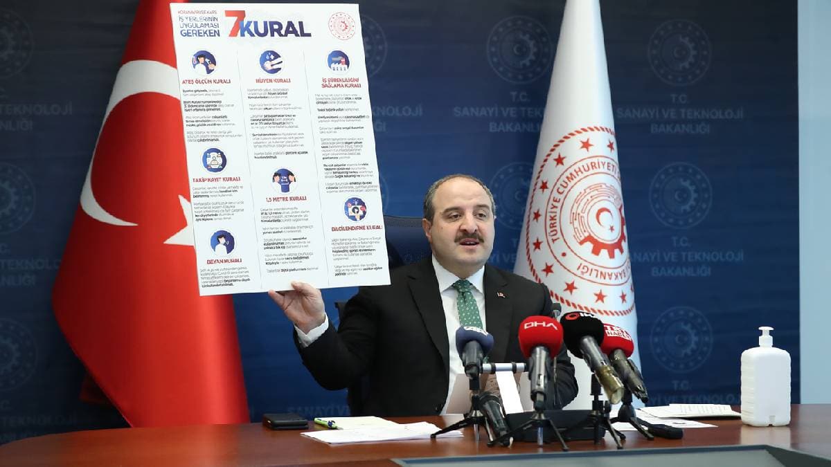 Bakan Varank'tan m�jdeli haber: Seri �retime ba�lad�k