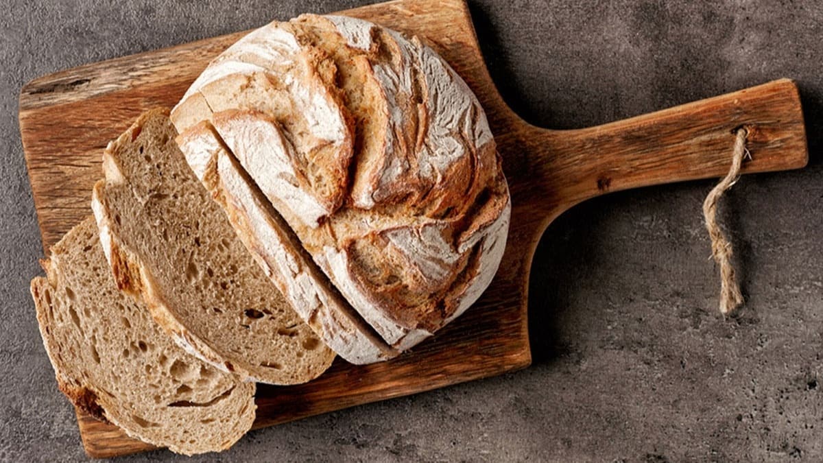Evde nasl ekmek yaplr? Evde kolay ekmek tarifi ve ekmek yapm