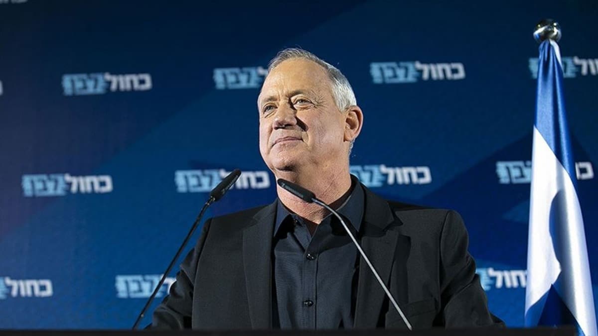 Netanyahu'nun rakibi Gantz partisini datmak uruna Meclis Bakanlna aday oldu