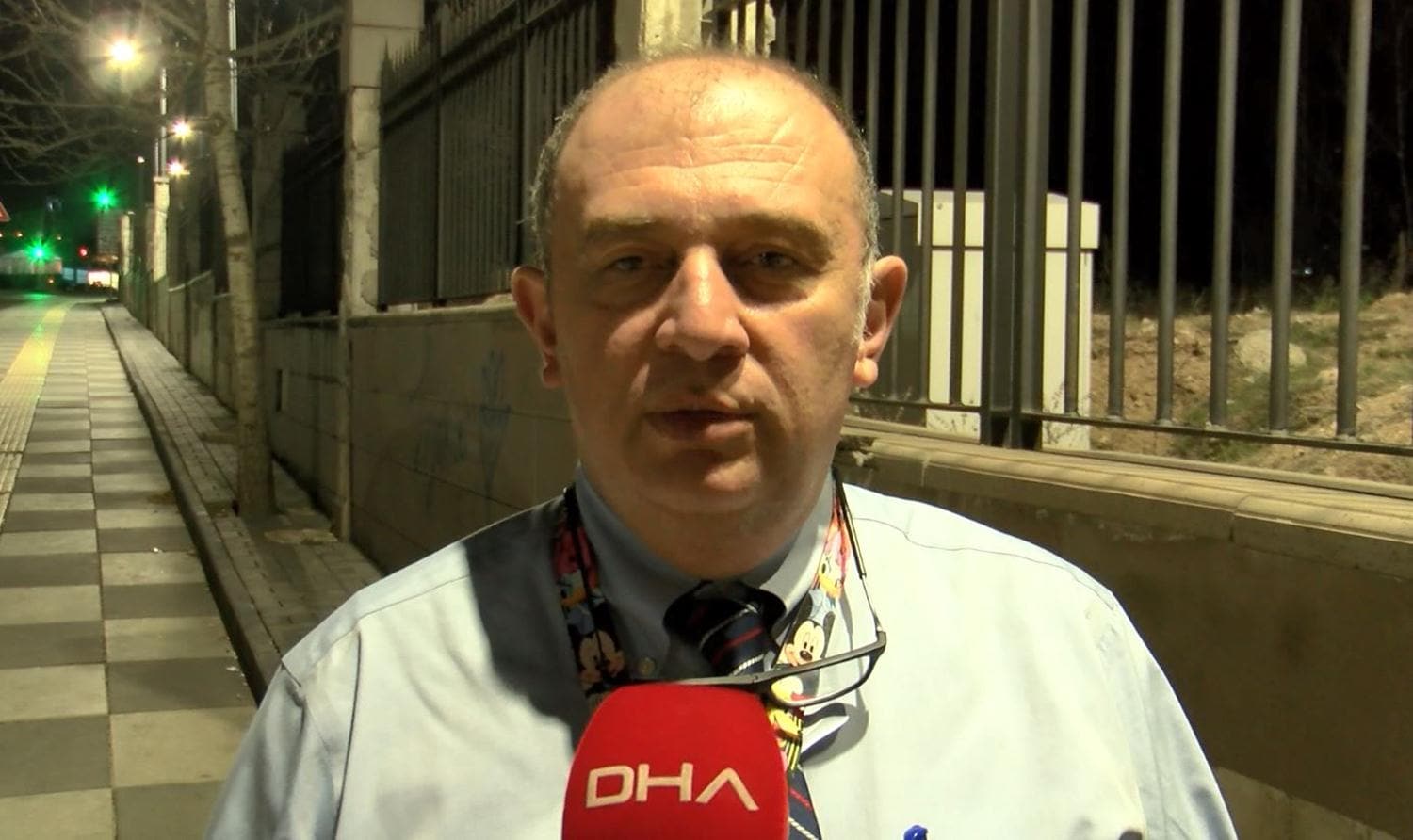 Prof. Dr. Ate� Kara'dan 'koronavir�s a��s�' a��klamas�