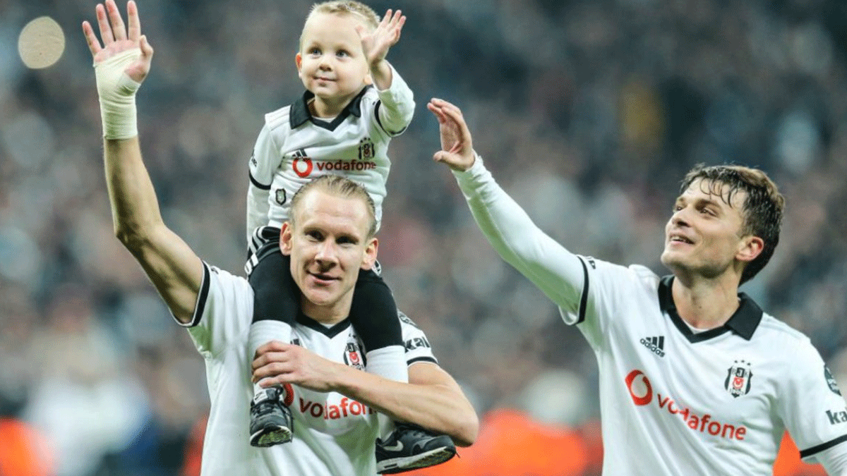 Be�ikta�'�n H�rvat y�ld�z� Vida: 'Hi� bir sorun yok, T�rkiye'de g�vendeyiz'