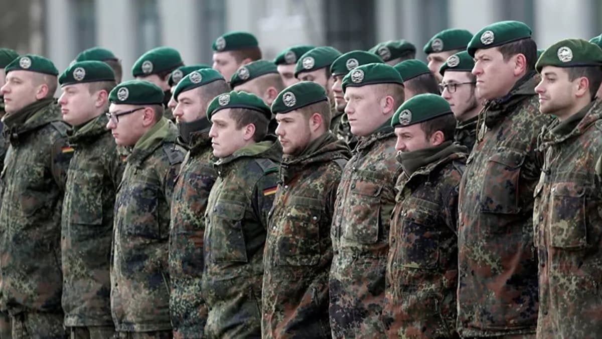 Almanya koronavirsle mcadele iin 15 bin asker grevlendirecek