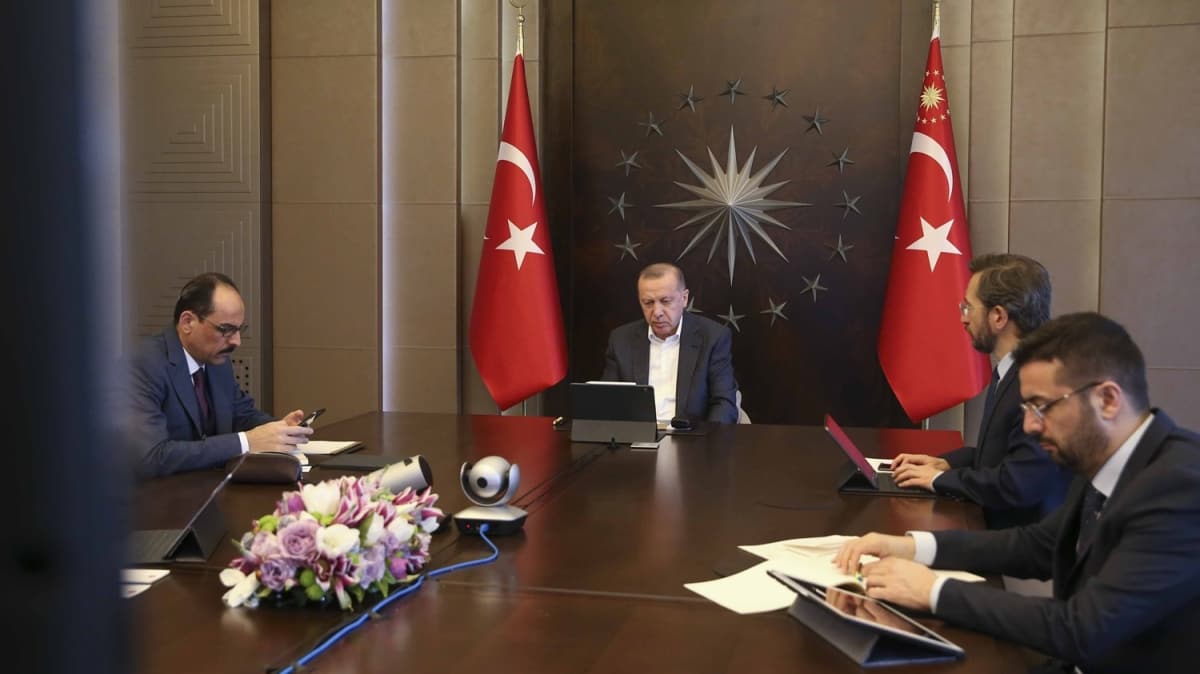 Cumhurbakan Erdoan, karantina srecinde doum yapan Sevda Gl' tebrik etti