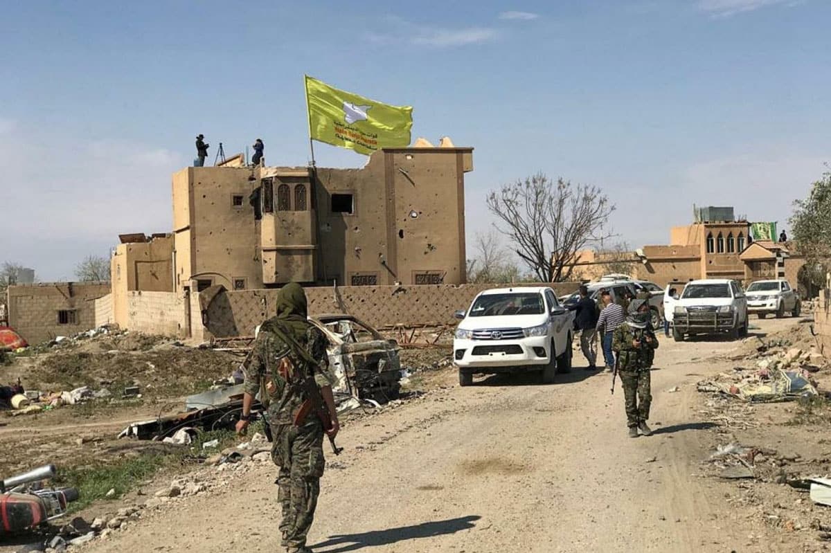 4500 ter�rist, YPG/PKK'ya kar�� isyan ba�latt�!