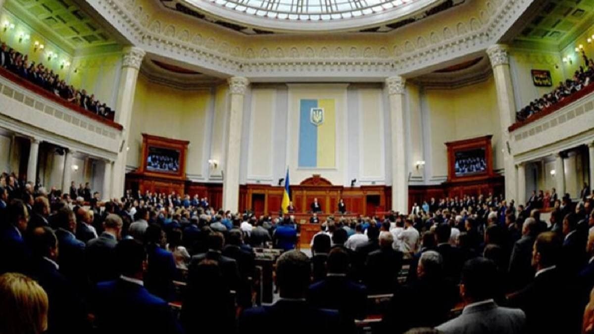 Ukrayna kabinesinde koronavirs revizyonu