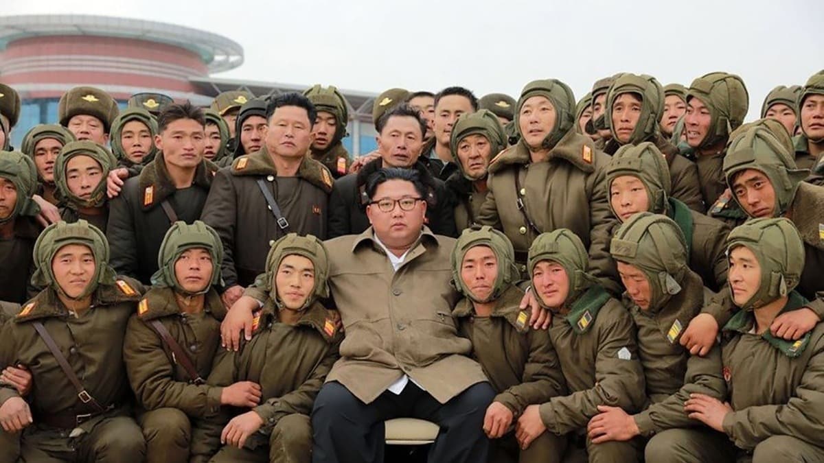 Kuzey Kore lideri Kim koronavirse meydan okuyor