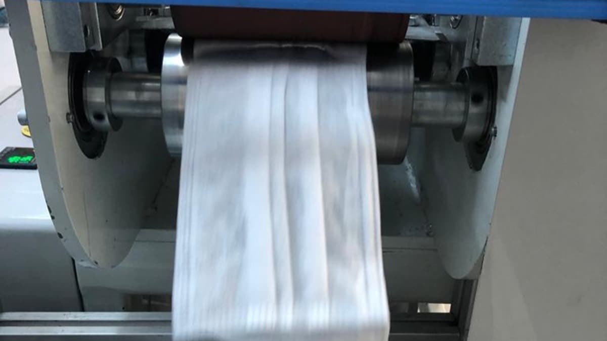 MEB, cerrahi maske makinesi retti